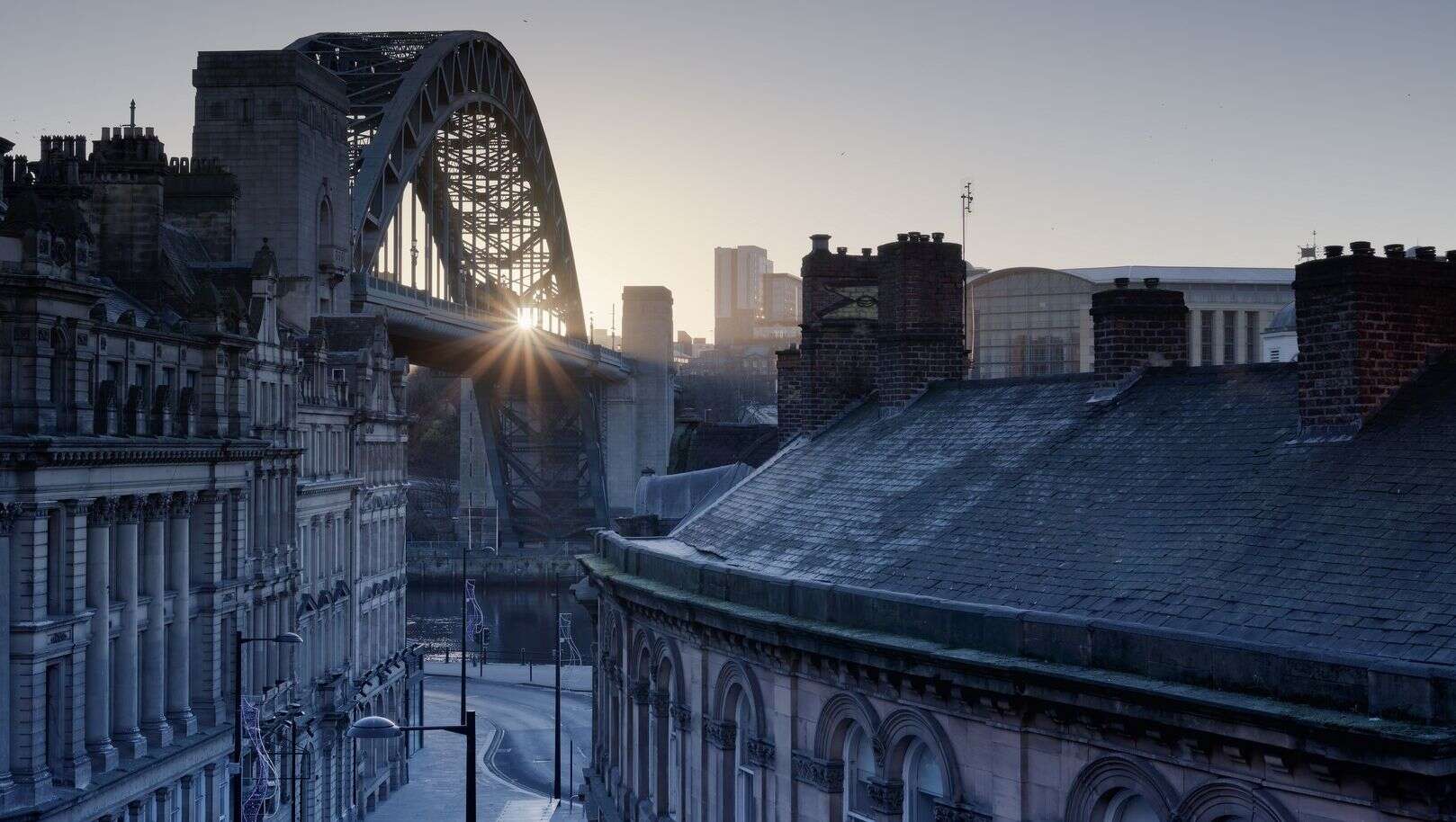 quayside-newcastle-upon-tyne-gateshead-photographed-237399922_249__msi___jpg